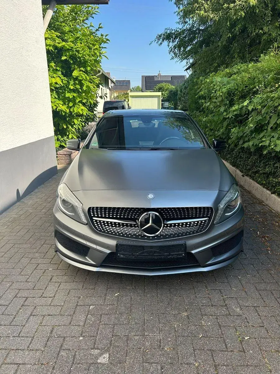 Gebraucht Mercedes A220 AMG line 170 PS (125 kW) 2014 Grau Kleinwagen