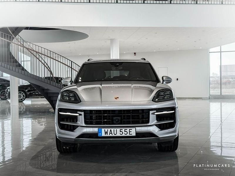 Gebraucht Porsche Cayenne 462 PS (339 kW) 2023 Silber SUV