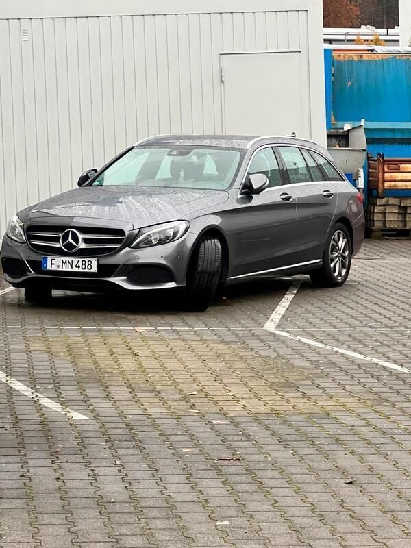 Grau Gebraucht 2017 Mercedes C220 Kombi | 14.100 € (Guter Preis) - Bild 1/4