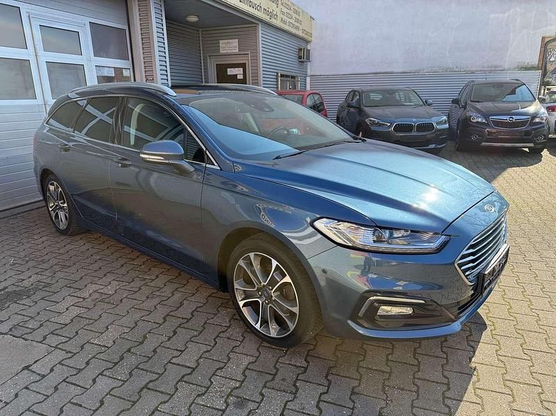 Gebraucht Ford Mondeo Titanium 150 PS (110 kW) 2019 Blau Kombi