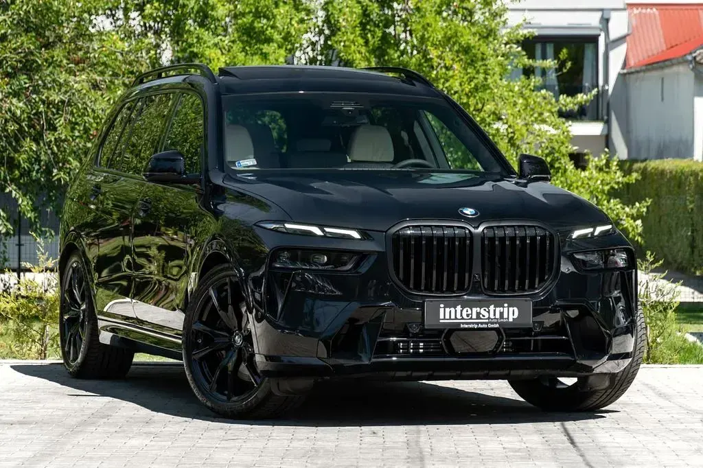 Gebraucht BMW X7 M Sport 352 PS (258 kW) 2025 Schwarz SUV