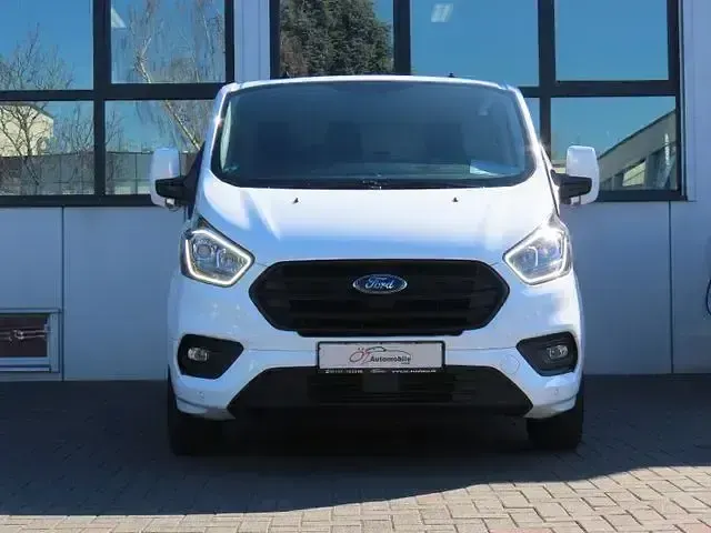 Gebraucht Ford Transit Custom Trend 131 PS (96 kW) 2022 Weiß Van / Kleinbus