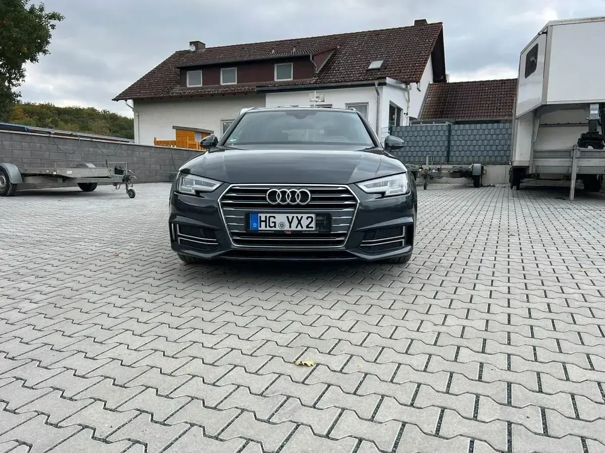 Gebraucht Audi A4 S-Line 190 PS (139 kW) 2016 Grau Kombi