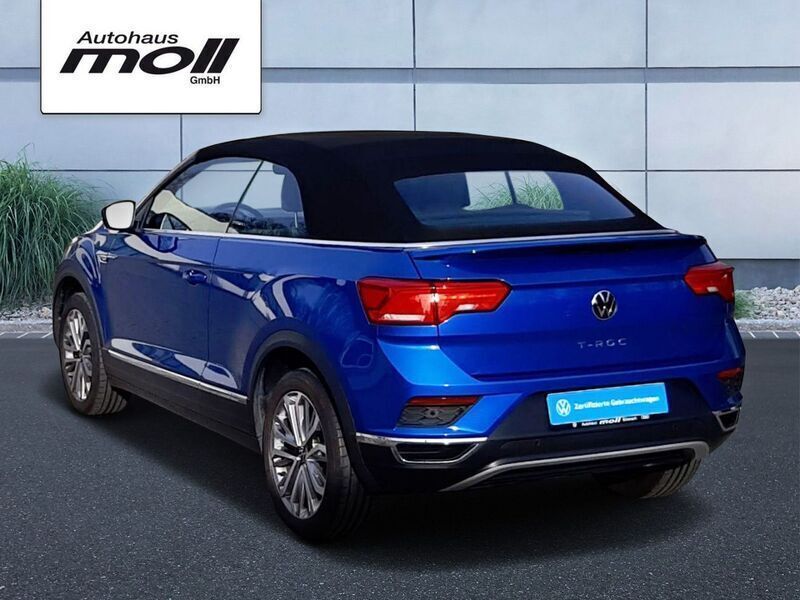 Gebraucht VW T-Roc Cabriolet Active 150 PS (110 kW) 2021 Blau Cabrio