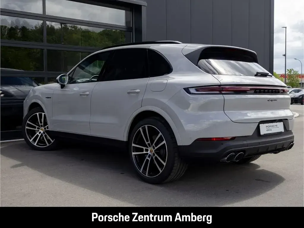 Gebraucht Porsche Cayenne 470 PS (345 kW) 2024 Weiß SUV