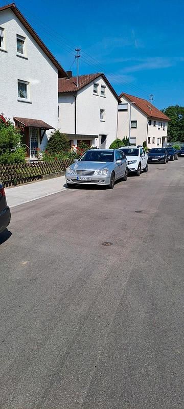 Silber Gebraucht 2007 Mercedes C220 Kombi | 2.000 € (Teuer) - Bild 1/4