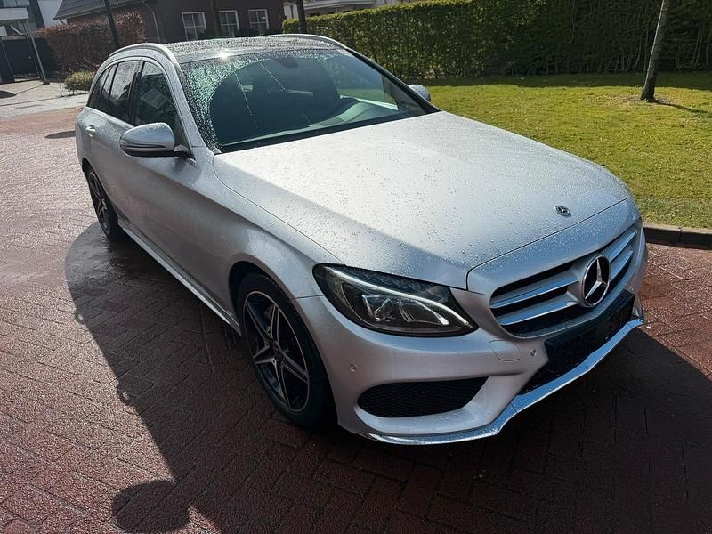 Second-hand Mercedes C180 156 CP (114 kW) 2018 Gri Break