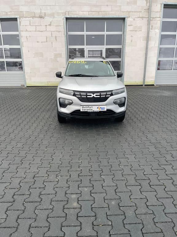 Grau Gebraucht 2023 Dacia Spring Essentiel Kleinwagen | 11.690 € (Fairer Preis) - Bild 1/2