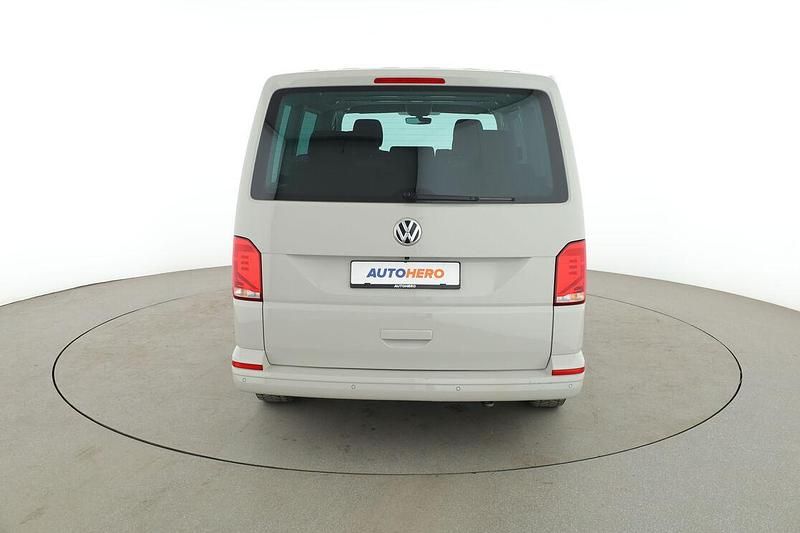 Gebraucht VW Multivan Comfortline 150 PS (110 kW) 2021 Grau Van