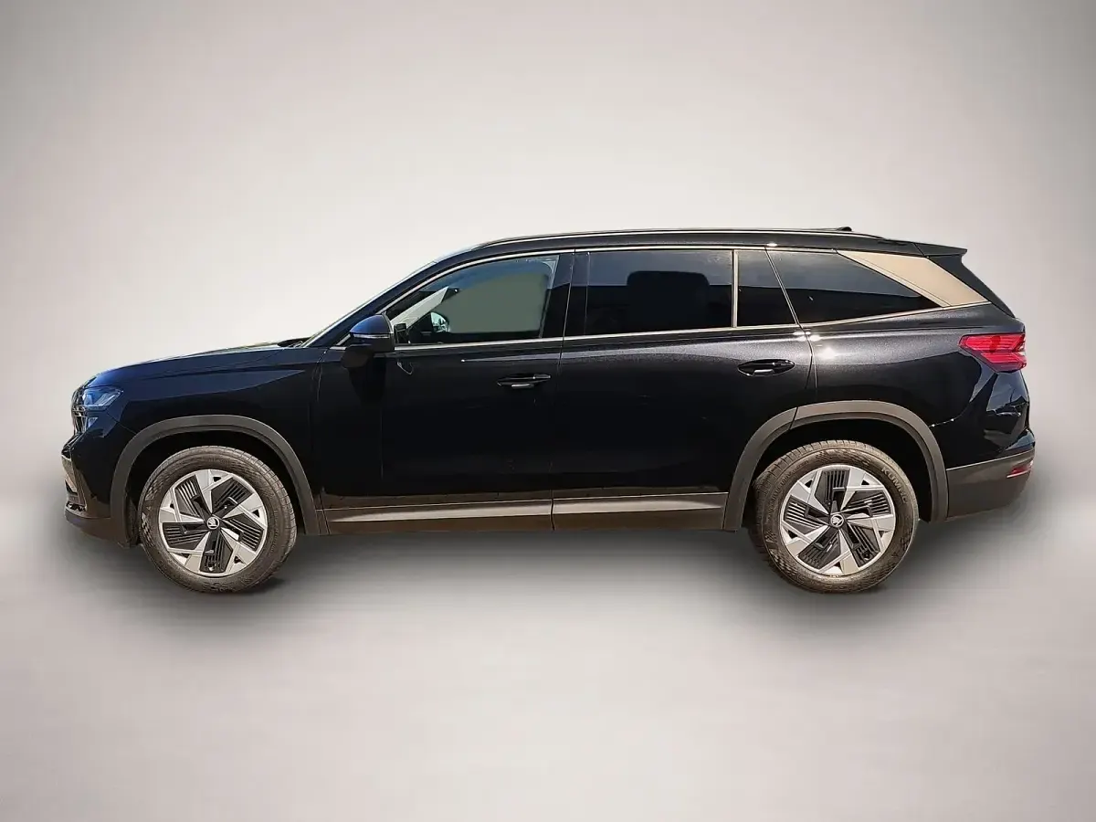 Neu Skoda Kodiaq Selection 150 PS (110 kW) 2026 Schwarz SUV