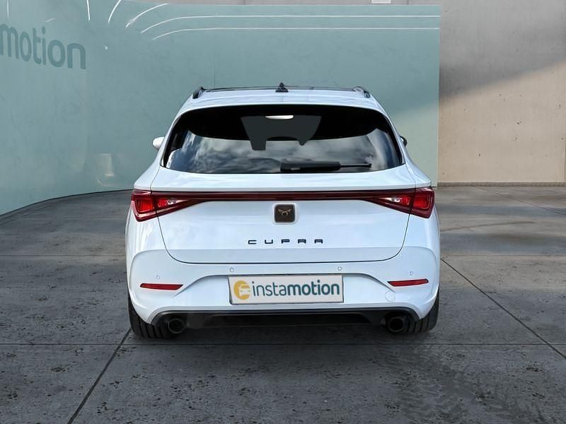Używany Cupra Leon 245 KM (180 kW) 2023 Biały Kombi