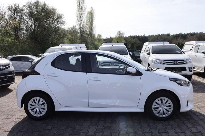 Gebraucht Toyota Yaris Comfort 72 PS (52 kW) 2022 Weiß Limousine