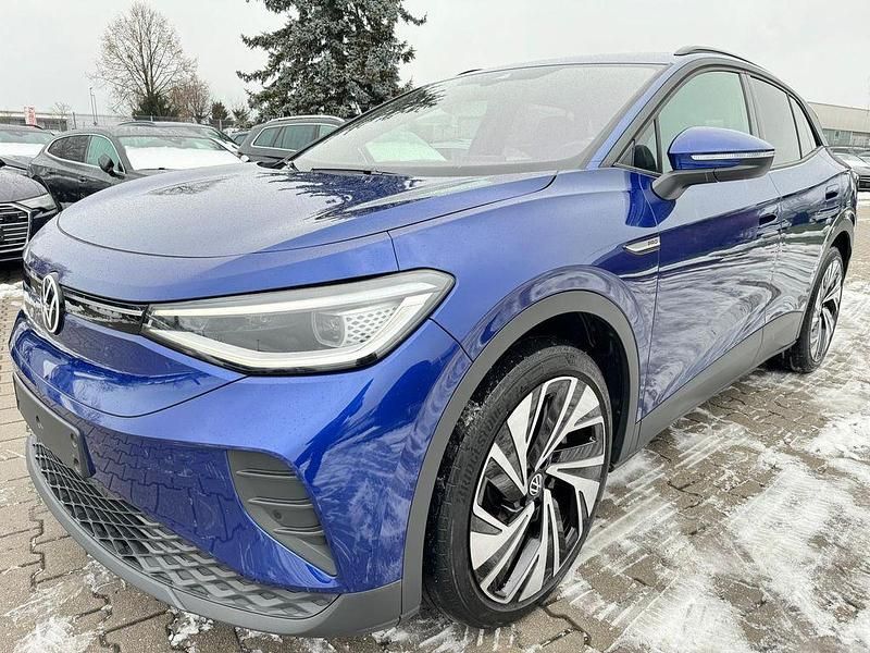 Blau Gebraucht 2023 VW ID.4 Pro SUV | 25.990 € - Bild 1/4