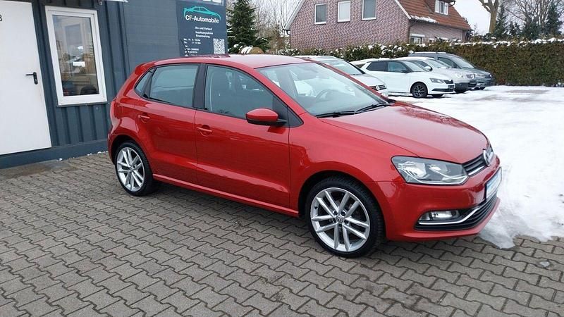 Gebraucht VW Polo Highline 90 PS (66 kW) 2014 Rot Kleinwagen