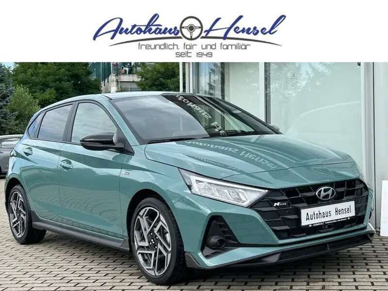 Mangrove green Gebraucht 2024 Hyundai i20 N Line Kleinwagen | 23.990 € (Teuer) - Bild 1/4