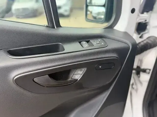 Gebraucht Mercedes Sprinter 190 PS (139 kW) 2018 Weiss Van