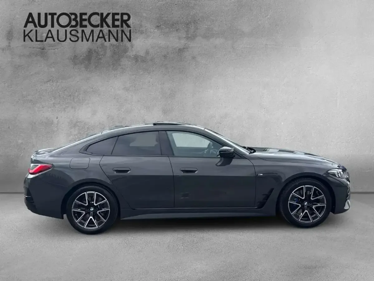 Gebraucht BMW 440 M Sport 387 PS (284 kW) 2024 Dravitgrau metallic Coupé