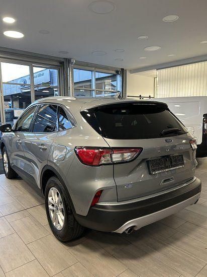 Gebraucht Ford Kuga Titanium X 152 PS (111 kW) 2023 Solarsilber (metallic) SUV