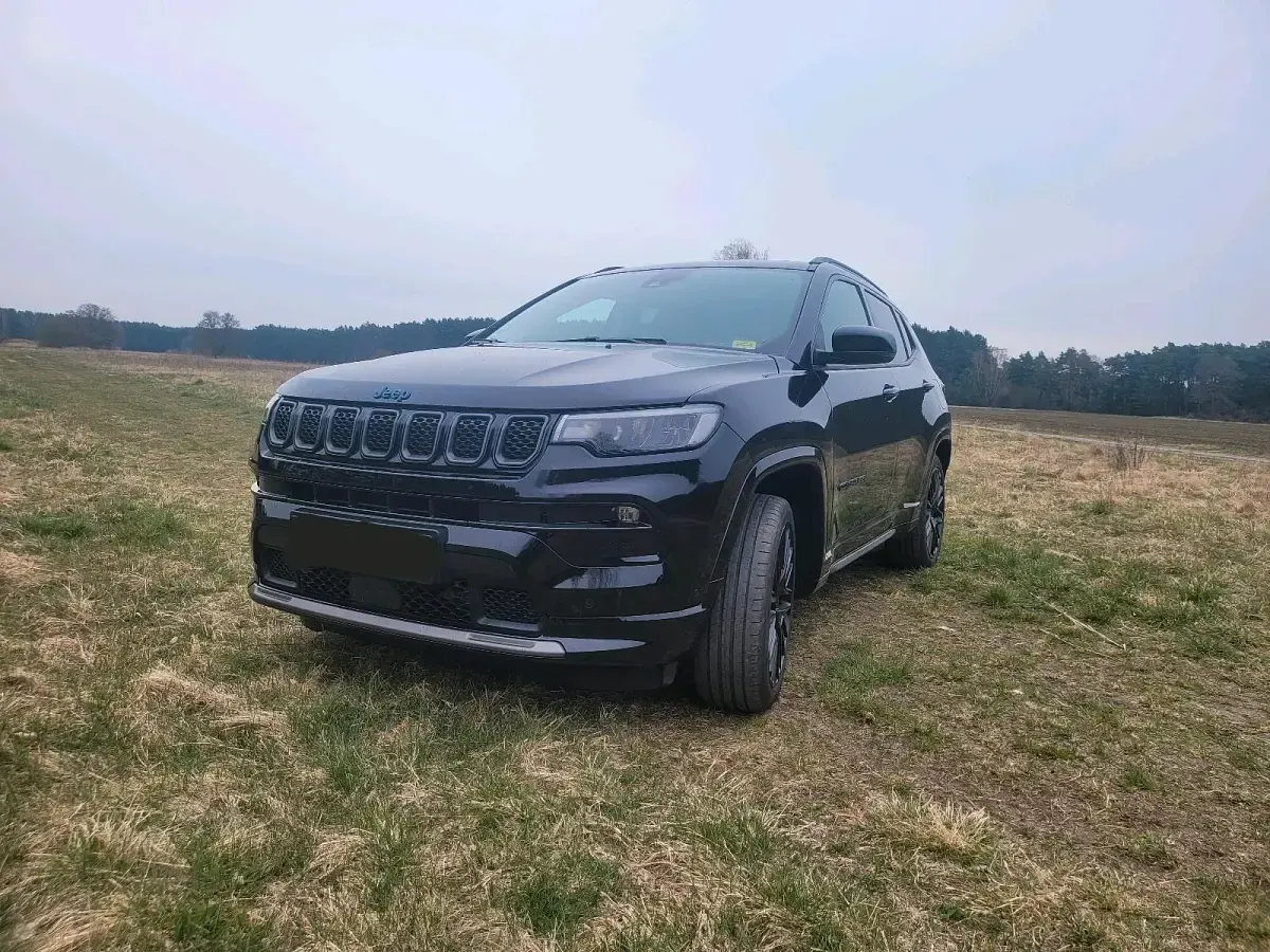 Gebraucht Jeep Compass 241 PS (177 kW) 2022 Schwarz SUV