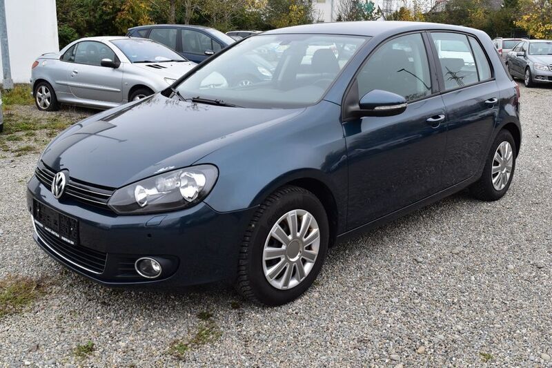 Gebraucht VW Golf VI Highline 122 PS (89 kW) 2009 Blau metallic Kleinwagen