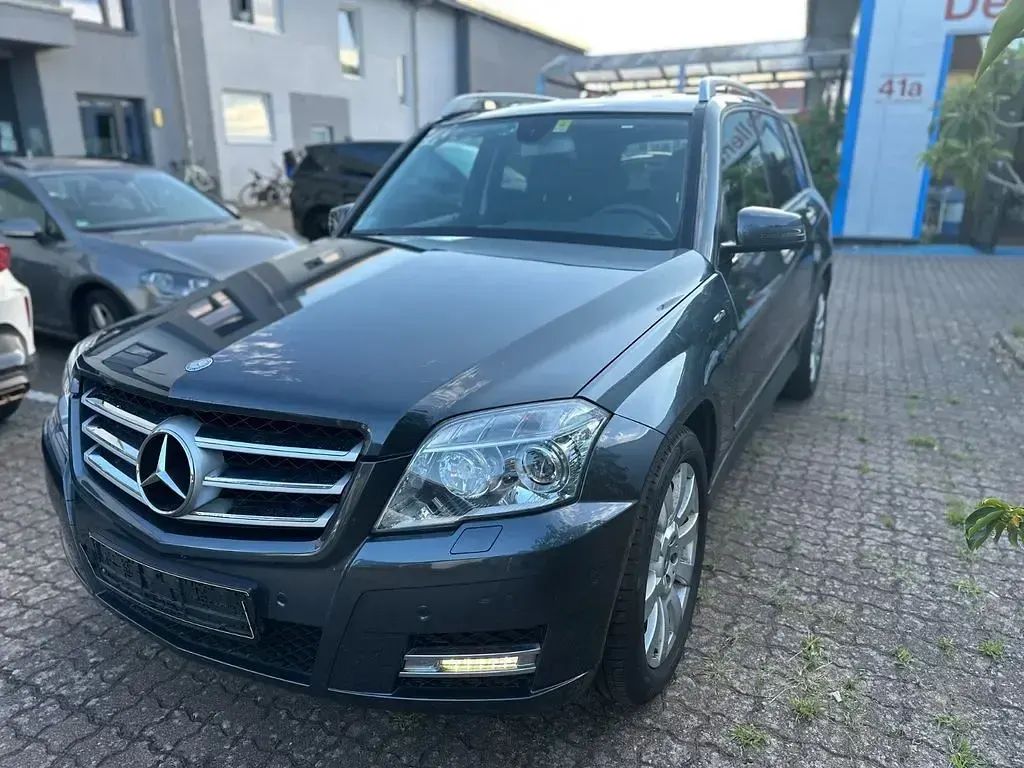 Gebraucht Mercedes GLK250 204 PS (150 kW) 2011 Grau SUV