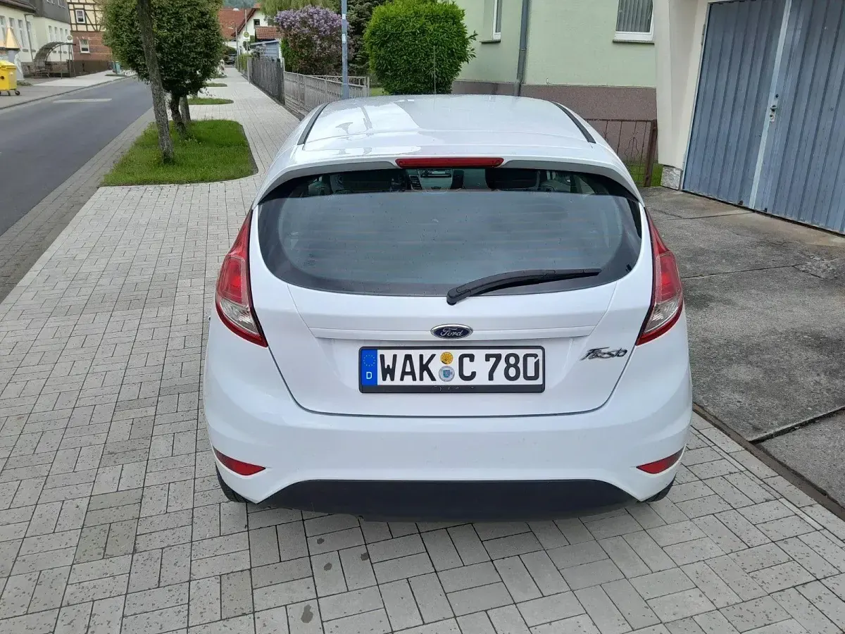 Brugt Ford Fiesta Trend 60 HK (44 kW) 2016 Hvid Hatchback