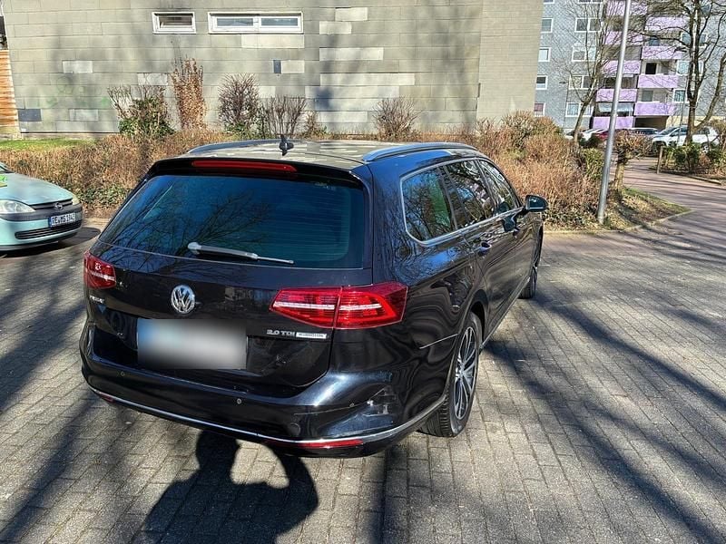 Gebraucht VW Passat 150 PS (110 kW) 2015 Schwarz Kombi