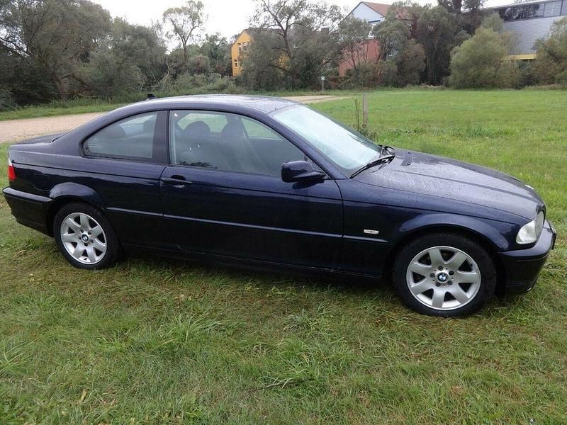 Second-hand BMW 318 Performance 118 CP (86 kW) 2000 Albastru Coupe