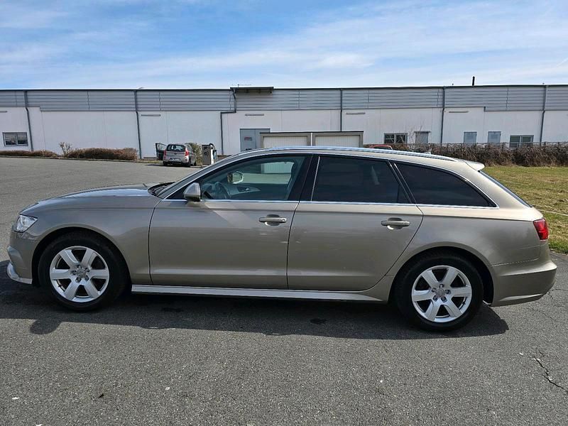Usata Audi A6 190 CV (139 kW) 2018 Oro Station wagon