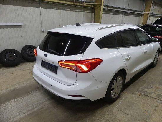 Gebraucht Ford Focus Cool & Connect 120 PS (88 kW) 2020 Weiß Limousine