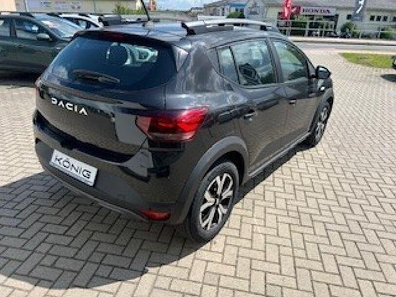 Gebraucht Dacia Sandero Expression 91 PS (66 kW) 2023 Schwarz Kleinwagen