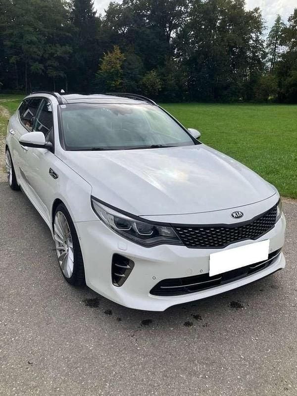 Weiß Gebraucht 2017 Kia Optima GT-Line Kombi | 13.600 € (Superpreis) - Bild 1/4