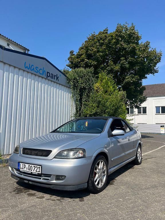 Silber Gebraucht 2002 Opel Astra Cabriolet Cabrio | 1.300 € (Guter Preis) - Bild 1/4