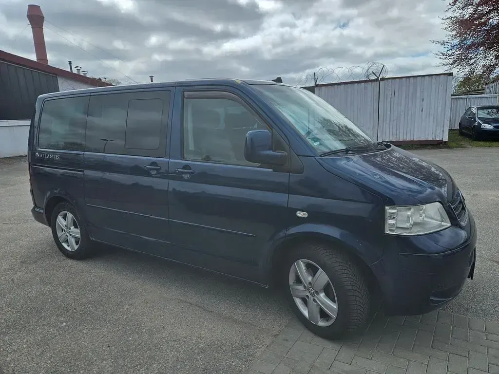 Gebraucht VW Multivan 174 PS (127 kW) 2008 Blau Van / Kleinbus