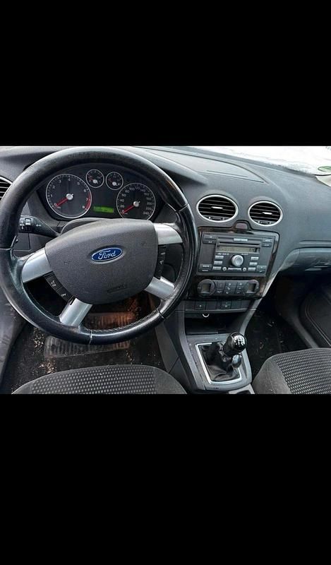 Gebraucht Ford Focus 145 PS (106 kW) 2006 Blau Limousine