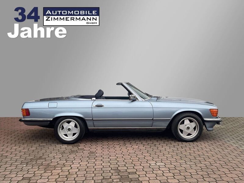 Gebraucht Mercedes 560 227 PS (166 kW) 1987 Blau Cabrio