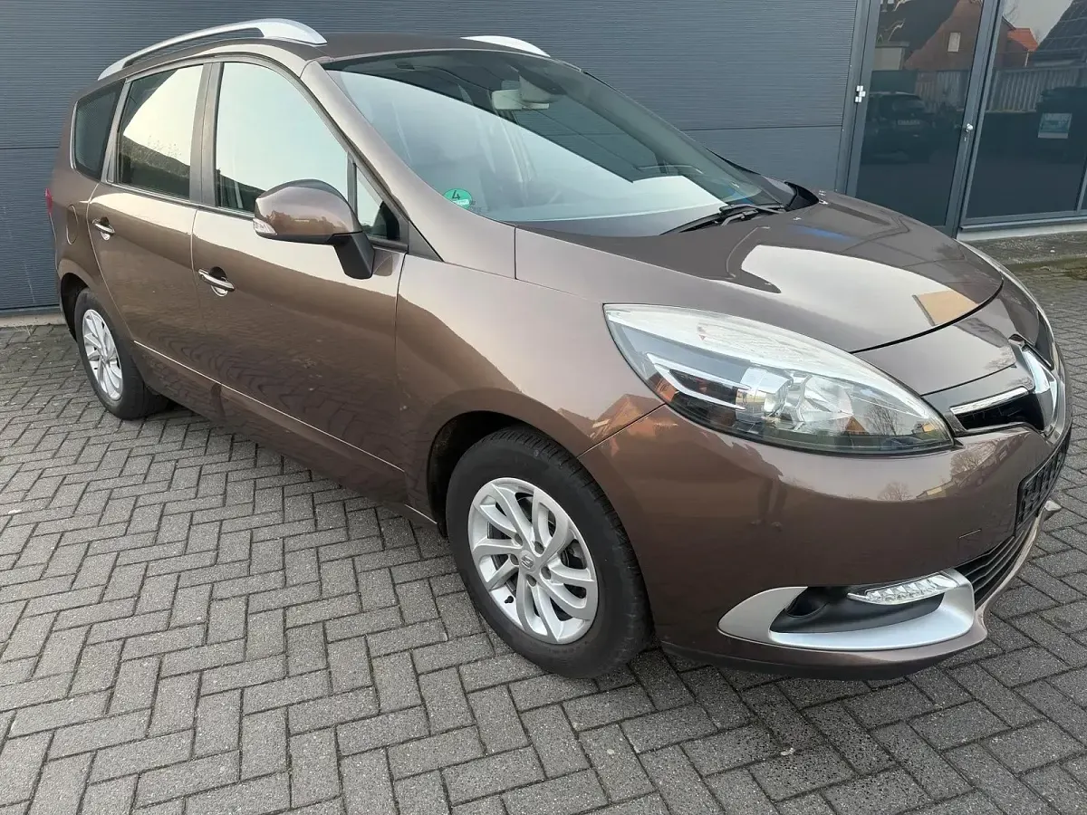 Gebraucht Renault Scenic E-Tech 110 PS (80 kW) 2014 Braun Van / Kleinbus