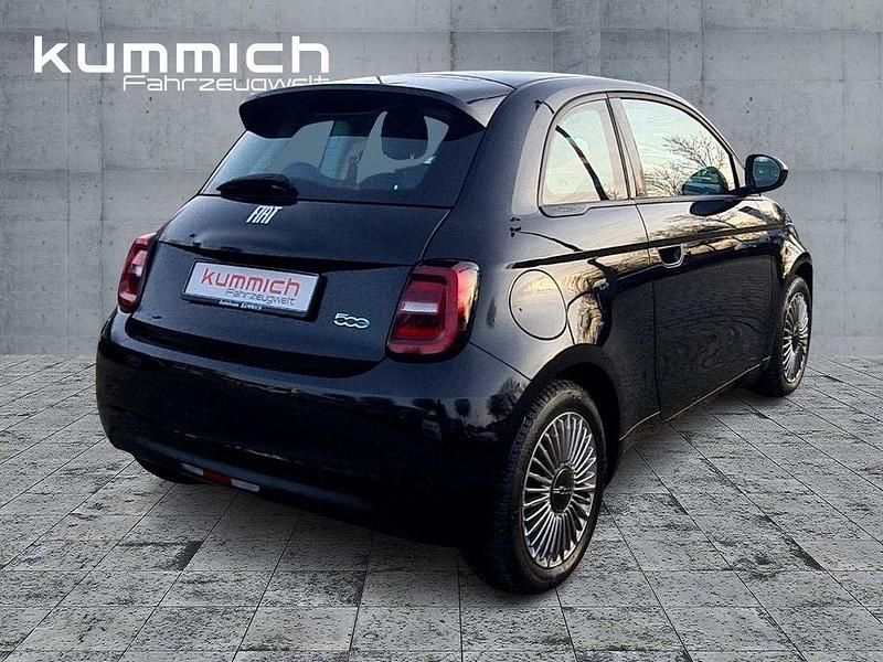Gebraucht Fiat 500e 86 kW (118 PS) 2023 Schwarz Limousine