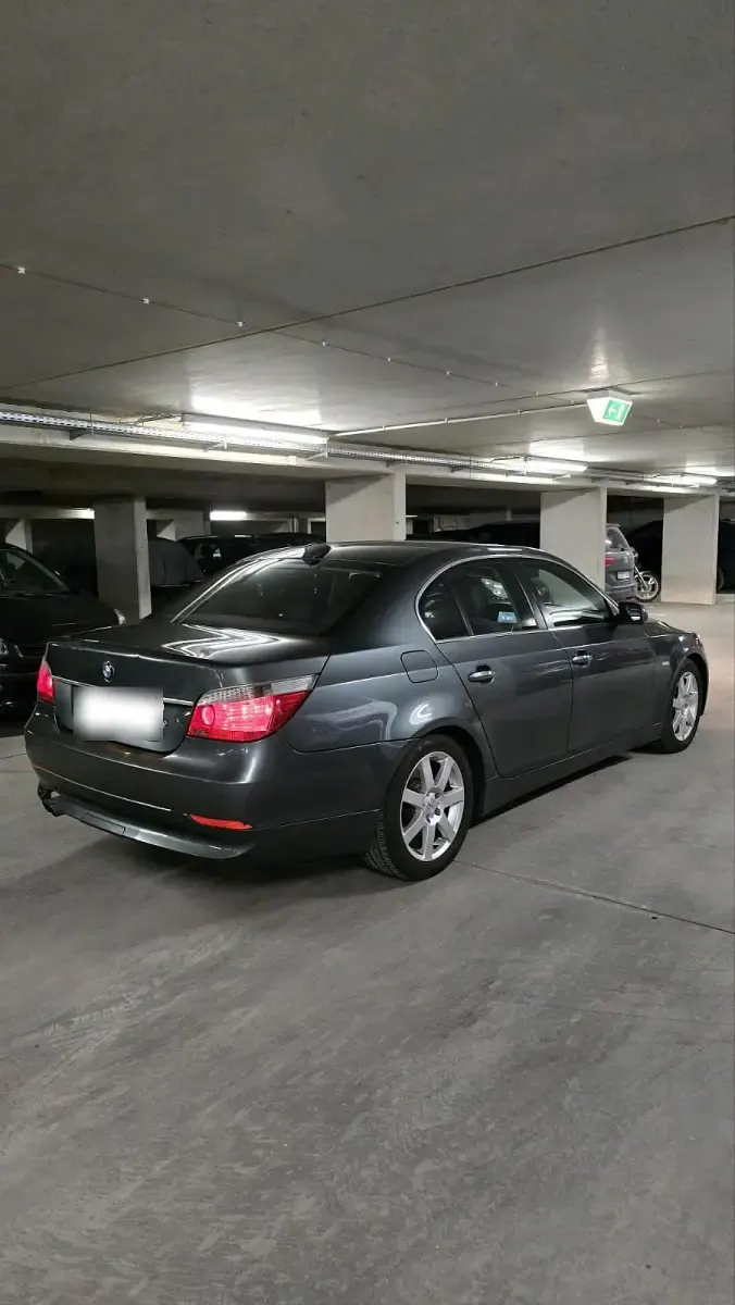 Gebraucht BMW 520 170 PS (125 kW) 2004 Grau Limousine