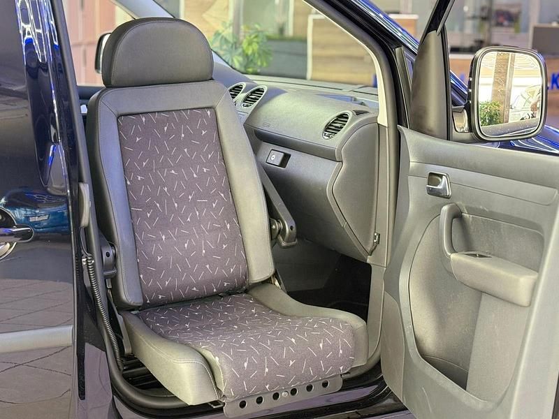 Gebraucht VW Caddy 105 PS (77 kW) 2014 Schwarz Van / Kleinbus