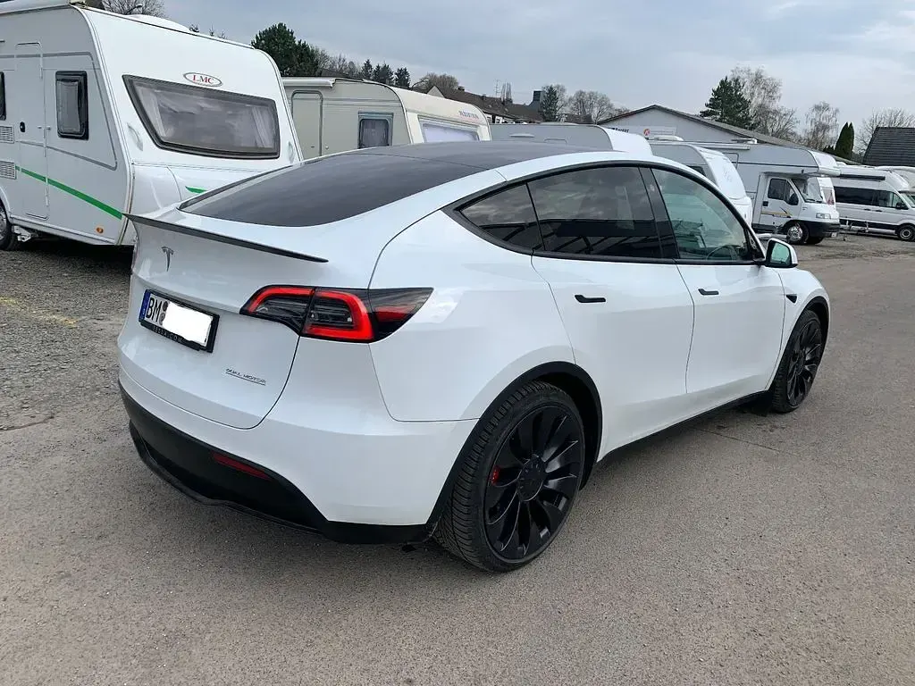 Gebraucht Tesla Model Y Performance 392 kW (534 PS) 2022 Weiß SUV