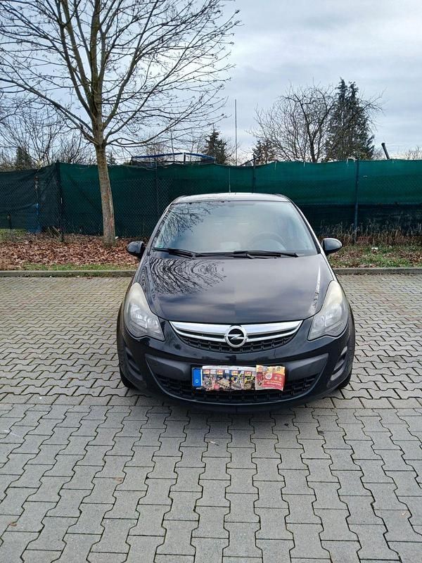 Schwarz Gebraucht 2013 Opel Corsa Selection Kleinwagen | 3.500 € (Fairer Preis) - Bild 1/4