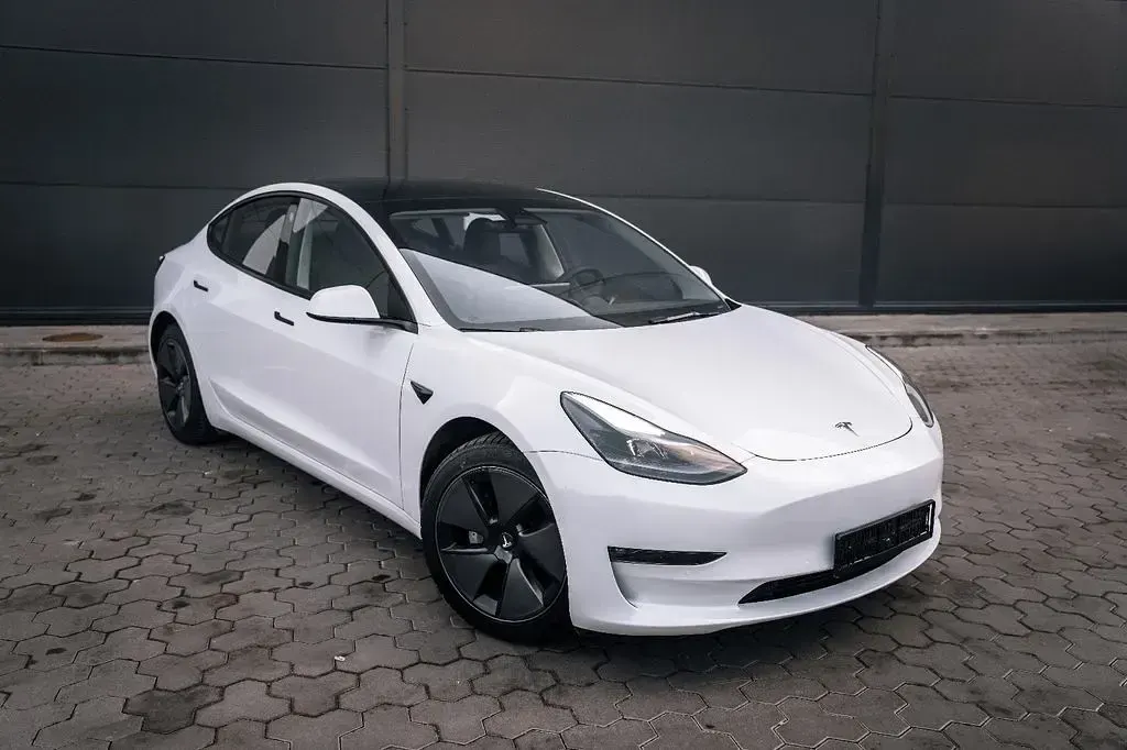 Gebraucht Tesla Model 3 366 kW (498 PS) 2022 Weiß Limousine
