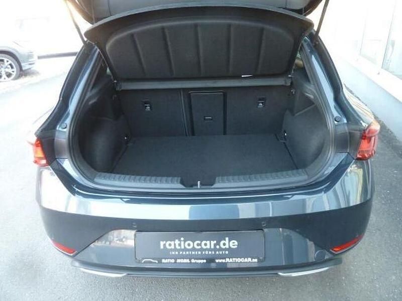 Gebraucht Seat Leon FR 150 PS (110 kW) 2025 Magnetic grau metallic Limousine