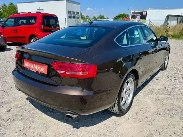 Gebraucht Audi A5 Sportback Basis 180 PS (132 kW) 2011 Braun Kleinwagen