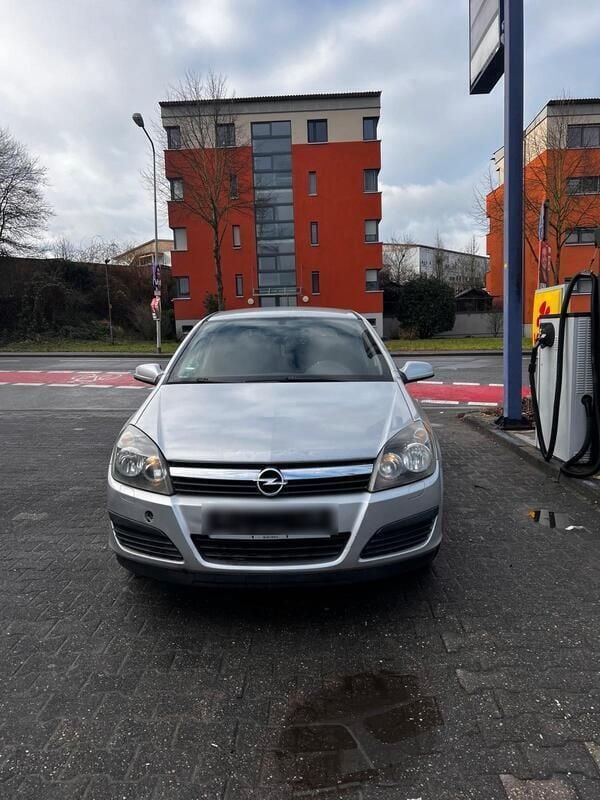 Silber Gebraucht 2007 Opel Astra Kleinwagen | 2.200 € (Fairer Preis) - Bild 1/4