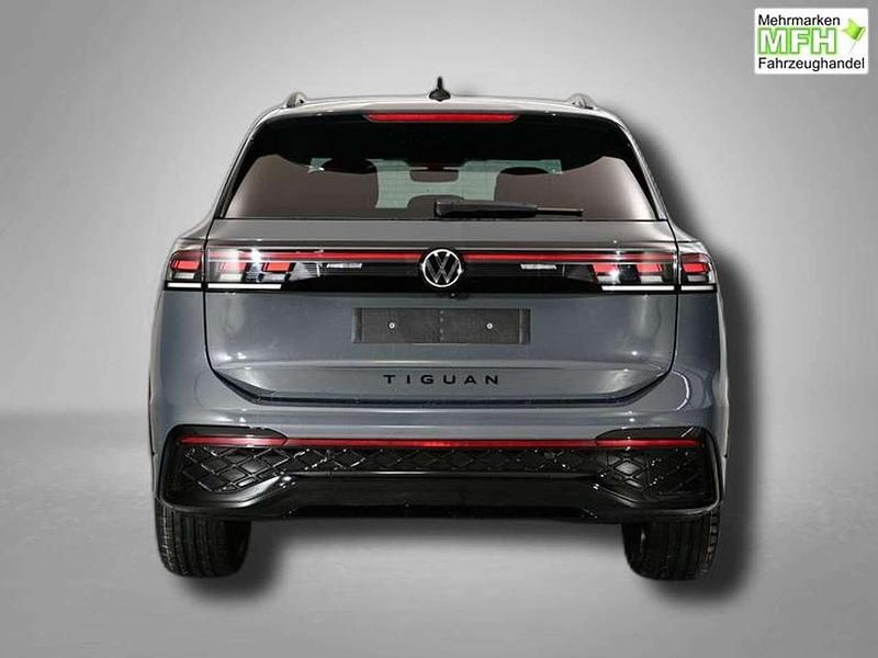 Neu VW Tiguan Sportline 265 PS (194 kW) 2025 Delfin grau metallic SUV