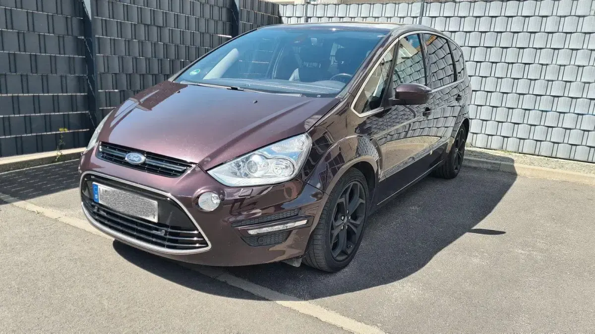 Second-hand Ford S-MAX Titanium 239 CP (175 kW) 2011 Monovolum