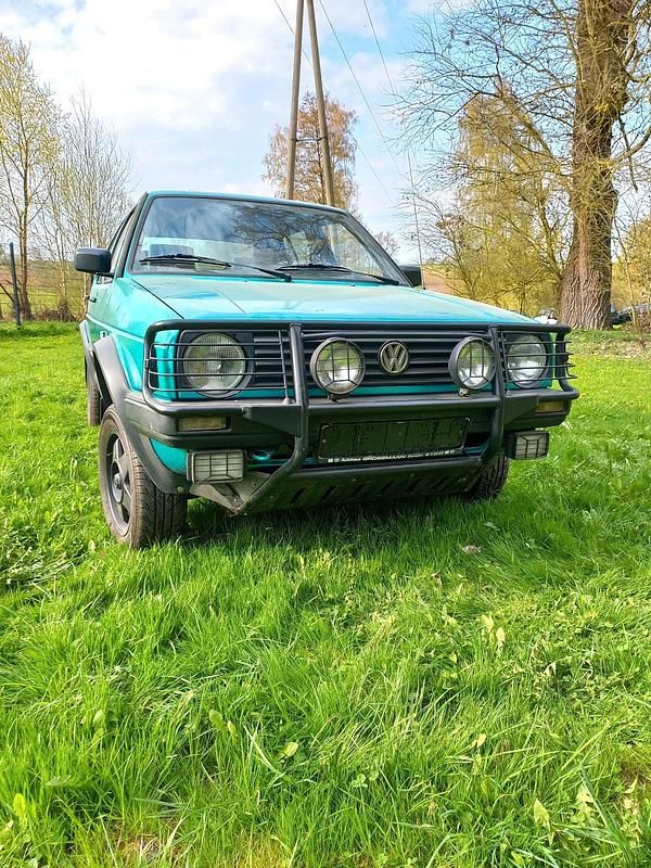 Second-hand VW Golf II 98 CP (72 kW) 1990 Verde Hatchback