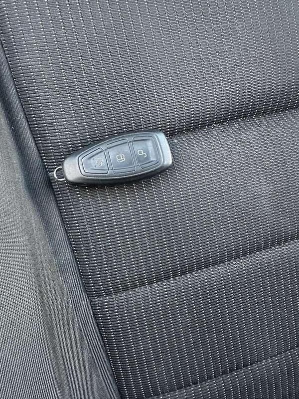 Gebraucht Ford Mondeo Titanium 163 PS (119 kW) 2012 Kombi